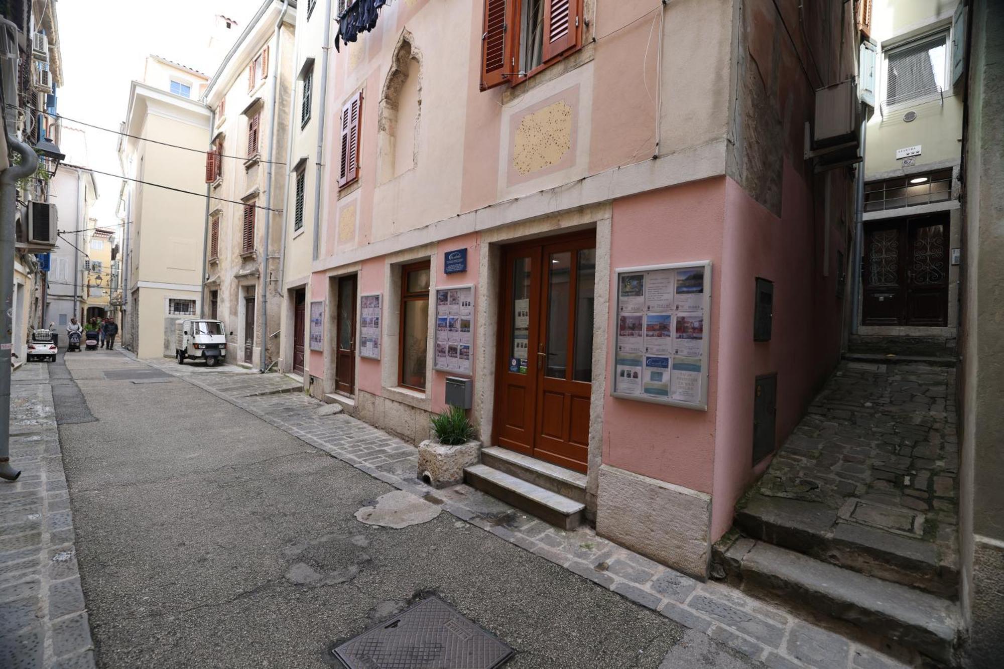 Mhouse Apartamento Piran Exterior foto